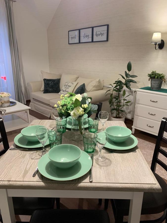 Monarchia Cottage Apartman Mosonmagyaróvár Kültér fotó