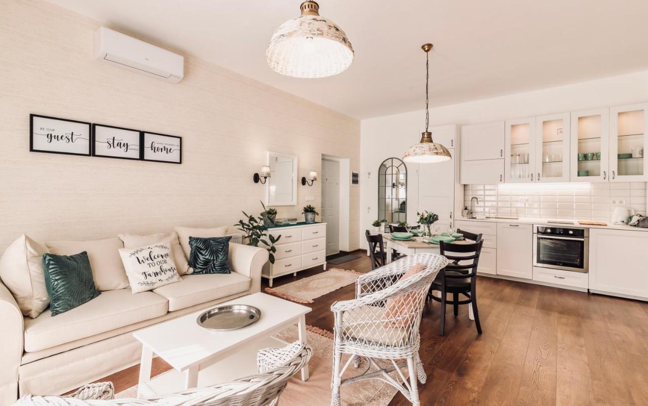 Monarchia Cottage Apartman Mosonmagyaróvár Kültér fotó