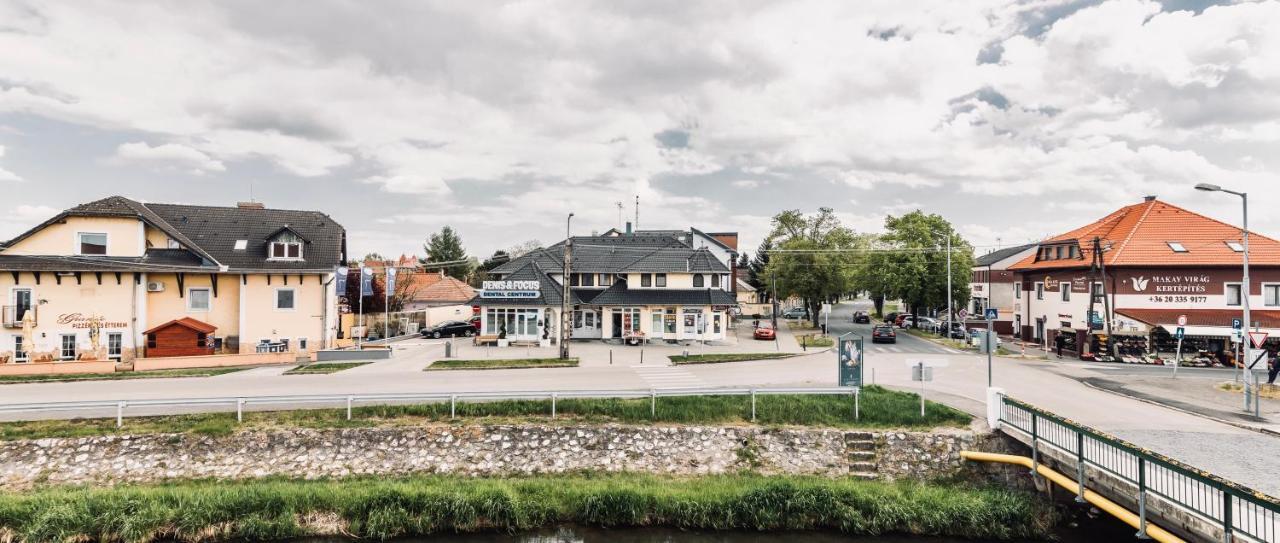Monarchia Cottage Apartman Mosonmagyaróvár Kültér fotó
